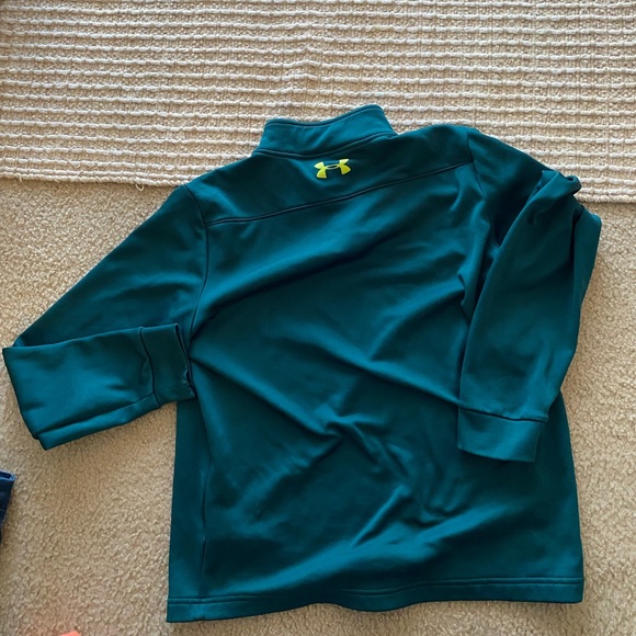 Under Armour Pullover - Picture 2 of 2